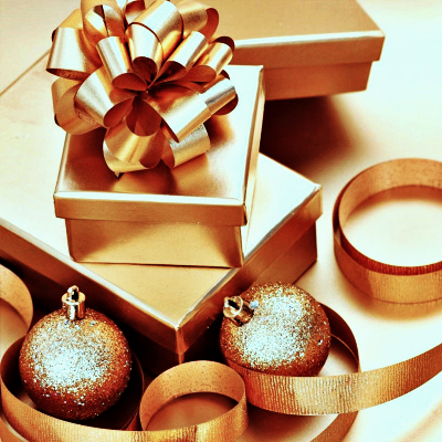 Present PFP 14 - Free profile picture